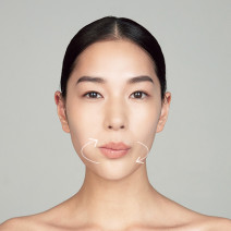 たるみ顔を解消！コスメを3倍効かせる「秘技」があります｜美的GRAND