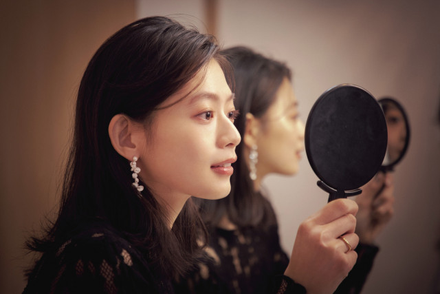 横顔がキレイだと何がいいの 黄金バランスを知れば 横顔美人 はつくれる 美的 Com 横顔がキレイだと何がいいの 黄金バランスを知れば 横顔美人 はつくれる 美的 Com