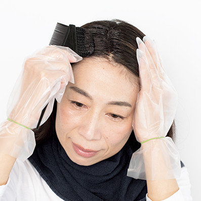 「白髪」が最高にうまく染まる！カラートリートメント1回だけの失敗しないセルフ染めテクニック