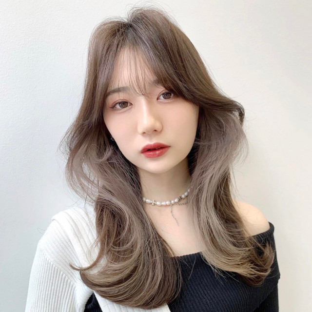 どれが好き？ ロングヘアに似合うヘアカラー【実例26】 | 美的.com