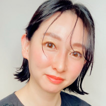 伸びてもグラデーションカラーに♪大人の外ハネボブと触覚前髪スタイル