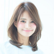 骨格のお悩み解消！【四角顔さん】の似合わせNo.1スタイル