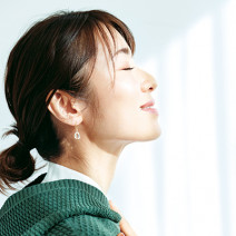 不安やモヤモヤは「思考のデトックス」で解消！キレイな人が実践するマインドデトックスとは？｜美的GRAND
