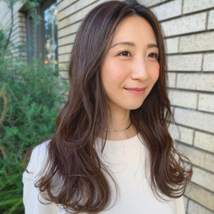 艶髪ロングストレートは憧れ！大人のナチュラルロングヘア