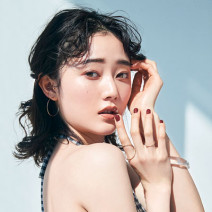 ボビイ ブラウンの偏光パールシャドウにキュン♡ 大人っぽ洗練メイクのポイントを人気H&Mが解説