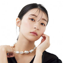 【最旬眉】いい女風♪ 小悪魔的魅力を演出できる甘め眉×辛めライン｜眉とアイラインで垢抜ける！