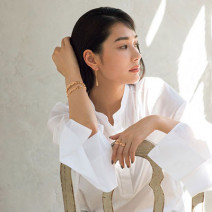 白シャツに合う「肌映えジュエリー」でラグジュアリーに輝く肌へ｜美的GRAND
