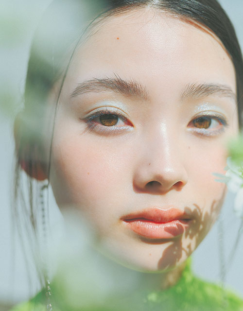 「絶対はないよ」と新緑を吹き抜ける風は言う｜青葉が揺れる、初夏メイクvol.4