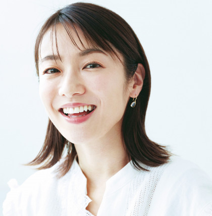 食べて飲んでデトックス！内山理名さんや石井美保さんが実践する「腸活デトックス」を大公開｜美的GRAND