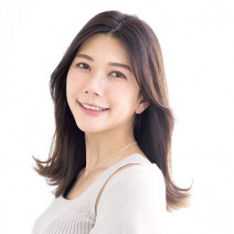 彫り深な目元に抜け感をプラス♪ 眉とアイラインを変えるだけでここまで垢抜ける！