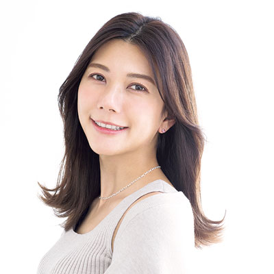彫り深な目元に抜け感をプラス♪ 眉とアイラインを変えるだけでここまで垢抜ける！