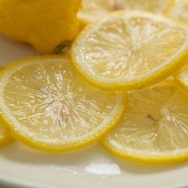 レモンの糖質と栄養まとめ｜ダイエット・美容への取り入れ方を管理栄養士が解説！
