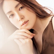 霧島れいかさん「仕事がしんどい時期が長かった。でもバカみたいに夢を描いて、自分を諦めなかった」｜美しい人の美の習慣