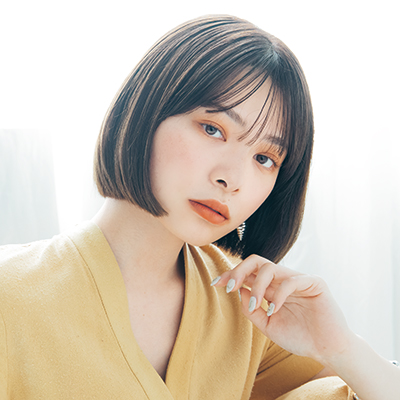 ショートヘア｜韓国の女優やアイドル風♪ カットライン重めのさらりとボブ