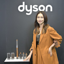 長谷川京子さんがダイソンのイベントに登場！「ヘアケアもスタイリングも無理せず楽しみたい」
