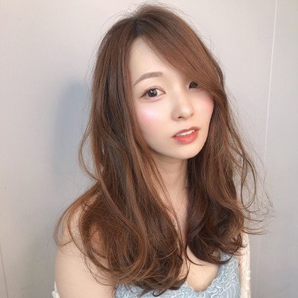 ワンレンかき上げロングヘアで大人の最強ナチュラルモテヘアに