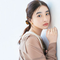 1分ヘアアレンジ｜ねじるだけの簡単アレンジでぱっと見凝った色っぽ髪に♪