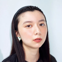 上白石萌歌さんの夏メイク｜ジルスチュアートのテラコッタチークで夏の日焼けの肌を魅力的に♪
