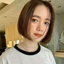 骨格補正も！ライン見せでお洒落感UPの大人ボブ｜最旬ヘアカタログ