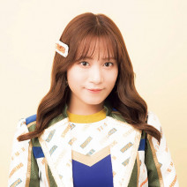 SKE48 斉藤真木子さん「ライブ中も美肌と美眉をキープ！」｜気になるあの人のポーチの中身は？