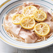 電子レンジで簡単夏バテ撃退レシピ！「さっぱり蒸しレモン豚」