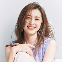 有村実樹さんに10問10答｜夏にヘアをキレイに見せるコツは？ メイクもちのために仕込むスキンケアは？etc