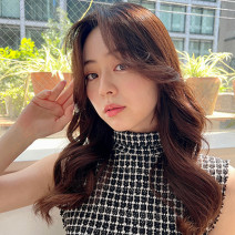 立体感waveで大人っぽく！注目の中国美人ロング｜最旬ヘアカタログ