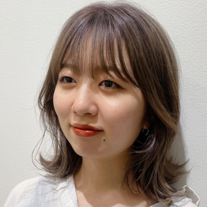 【巻き方特集】大人気・コテを使った外ハネワンカール巻きのやり方
