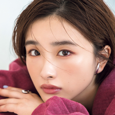 D-UPのピンクリキッドライナーが付録！ 大人フェミニンな目元に♪｜『美的』11月号SPECIAL EDDITION版特別付録
