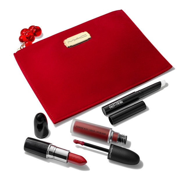 macfy23_holidaykits_kissesandbowslipkit_red_productwithbag_red_640x600