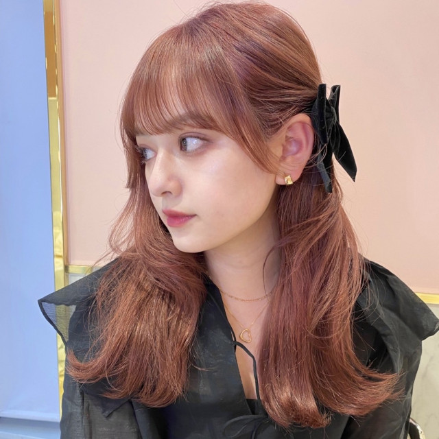 全方位かわいい。リボンでヘアアレンジ【簡単17選】 | 美的.com