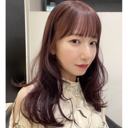 お肌の透明感がアップする！秋におすすめの「ラベンダーカラー」