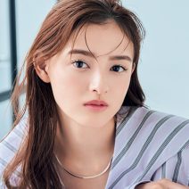 ツヤありの黒マスカラ＆ノーアイライナーが今っぽい！ 今使いたい最新黒マスカラ3選