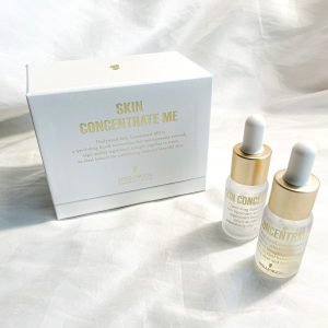 目元の小ジワならコレ!精製水0の濃厚美容液で年齢を感じさせない目元