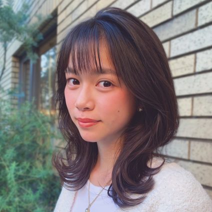 似合わせNo.1のブラウンカラーとくびれミディで作る秋色ローレイヤースタイル