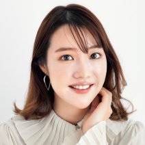 マスクで無意識に広がったデカ顔に「求心ハイライト」で輪郭シュッ！｜イガリシノブさんがお悩み解決