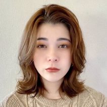 多毛くせ毛さん必見！レイヤーたっぷりのメリハリウルフ