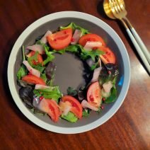 年末年始のおもてなしに、甘酢ガリのサラダ♪「あっさり箸休めリースサラダ」Today’s SALAD #218