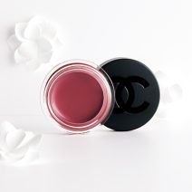 【ベスコス透明感アップメイク部門】光を味方にした色でくすみを払拭！ ｜『美的GRAND』アンチエイジングベストコスメ2022
