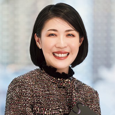 SUQQU PR小野芽以子さんの美にまつわる人生「仕事か育児かの選択を迫られたときも。諦めなかったから今があります」｜美的GRAND
