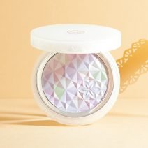 【最新フェースパウダーランキング】スキンケアに迫る保湿感がカギ！ 1位に輝いたのは？｜『美的』2022年下半期ベスコス