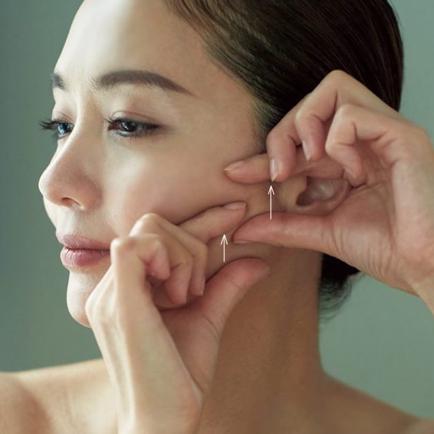 横顔が10歳若返る！「老化筋ほぐし」で顔がみるみるリフトアップ｜美的GRAND