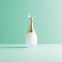 【フレグランスランキング】心躍る華やかな香りに注目が！ 1位に輝いたのは？｜2022年『美的』賢者ベストコスメ