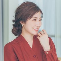 【ロングヘア向け】イベントの日に♪ こなれて見えるセルフヘアアレンジ「ルーズツイストシニヨン」