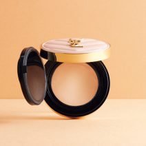 【その他形状ファンデランキング】乾燥から肌を守り抜くツヤ肌仕上げできるアイテムが勢ぞろい｜2022年『美的』賢者ベストコスメ