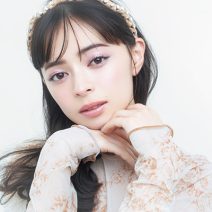 ＼小田切ヒロ流／ 好感度美人に見せるなら「純欲メイク」が近道！ 不可欠な三種の神器はコレ！