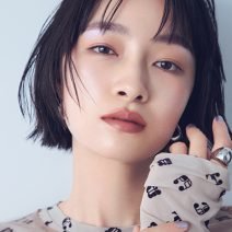 寒色は苦手…なんてもったいない！ 眉下の水色ハイライトで軽やかなレディ感を｜人気H＆M・林 由香里さんの春メイクプラン