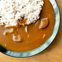 レトルトカレーの「糖質・カロリー」と「栄養」まとめ