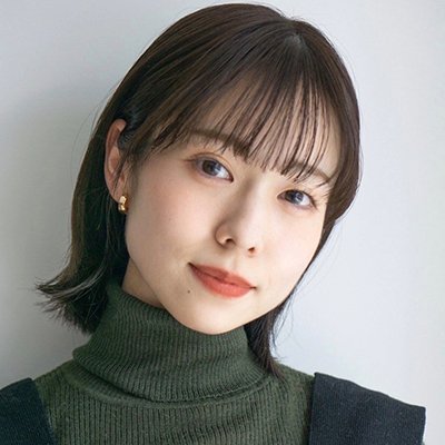 春色ベージュで肌色きれい！ 内巻きも外ハネもアレンジ可能な美人ボブ｜最旬ヘアカタログ