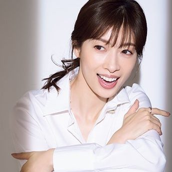 【声老け対策】元宝塚トップスター・明日海りおさんの麗しい声になるには？｜美的GRAND